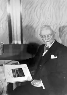 Portrait of Richard Bartholdt